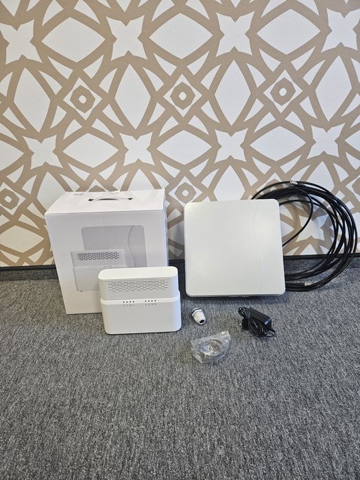 Router ZTE 258 zestaw jak nowy