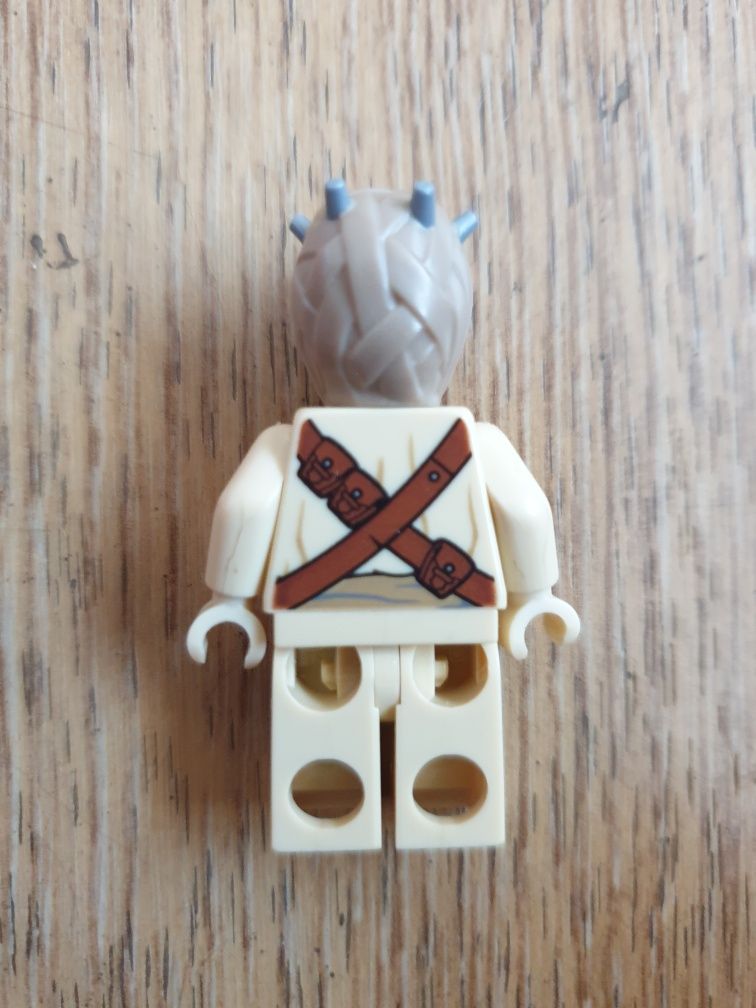 Figurka lego Tusken Raider - Head Spikes, Crossed Belts star wars