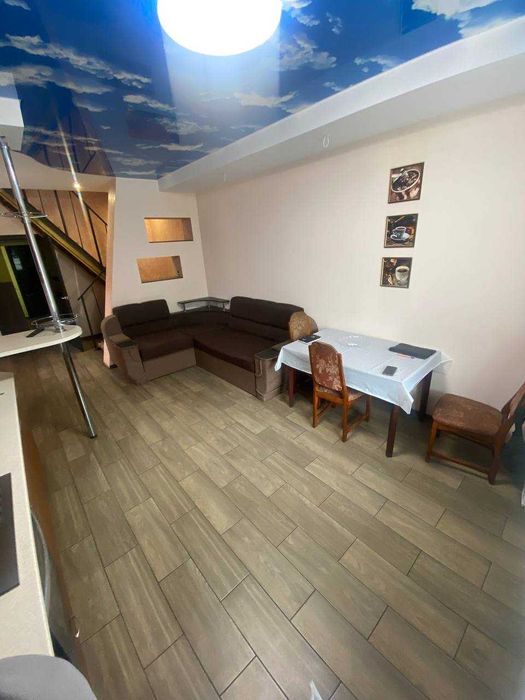 Частина будинку на Корольова. ТЕРМІНОВО!