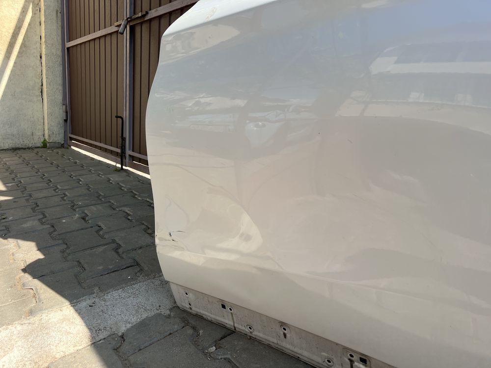 Задняя левая дверь bmw x1 f48 a96