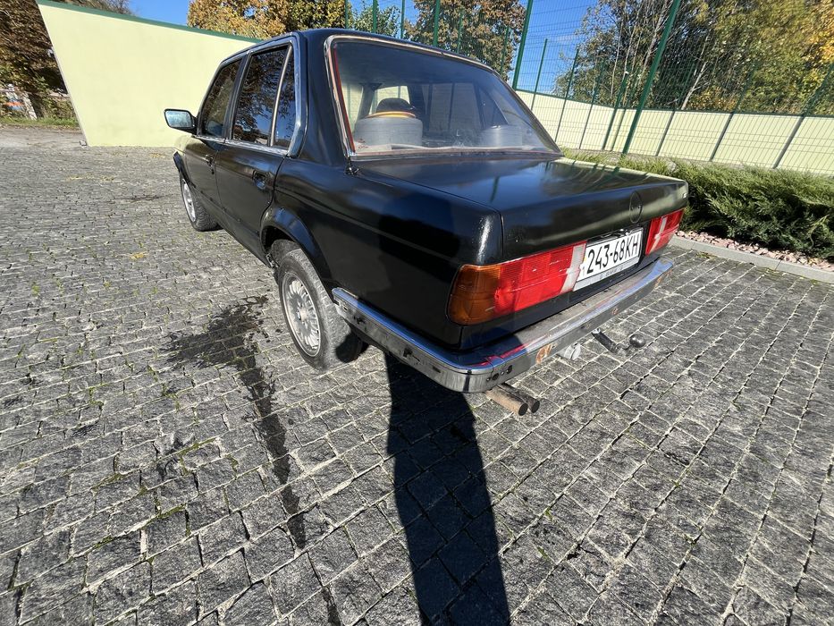 Продам  бмв е30, 1.8