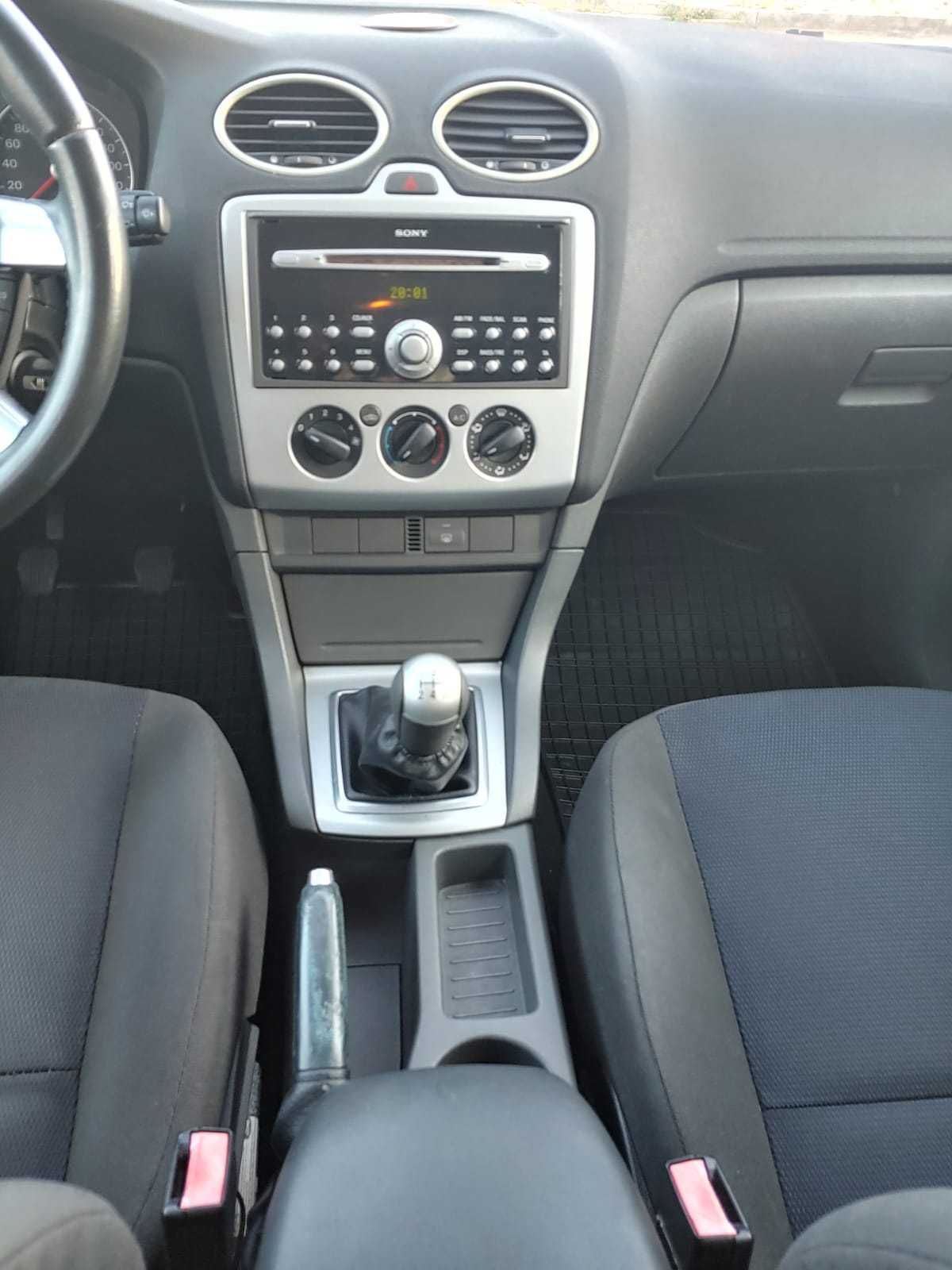 Ford Focus Gasolina 1.4 "quase" Como Novo