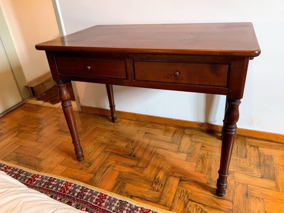 Secretária madeira cerejeira