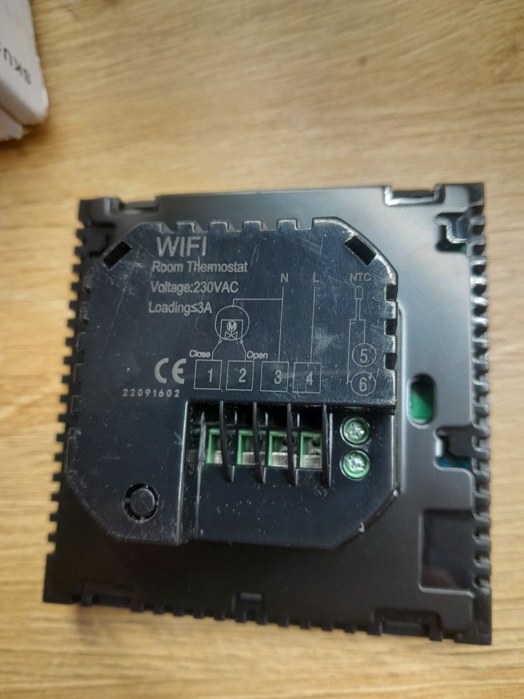 Termostat kolorowy ekran do ogrzewania podłogowego 3a  TCB38-WIFI-WP