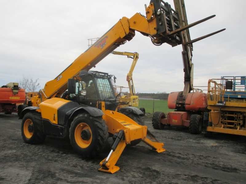 Ładowarka teleskopowa JCB 540 - 140 4x4x4 4t 14m UDT 2017rok