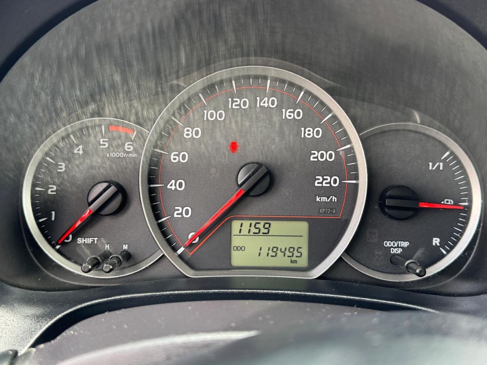Toyota Yaris - Agosto 2014