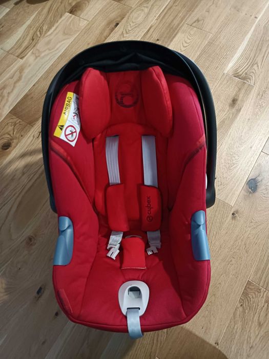 Fotelik samochodowy Cybex Atom M