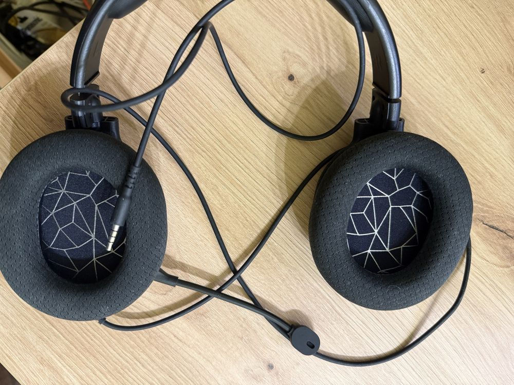 Sluchawki SteelSeries Arctis 1
