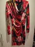 Vestido desigual, L