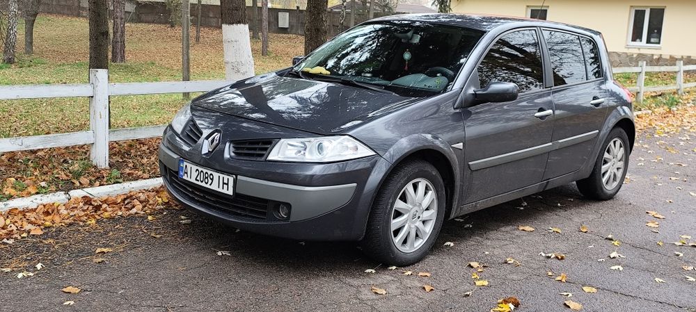 Продам рено меган 2 хэтчбек
