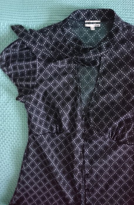Легкая полупрозрачная блузка Etam
