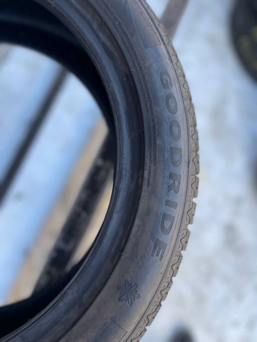 Шини 225/45 r17 зима сиан нових 24 рік