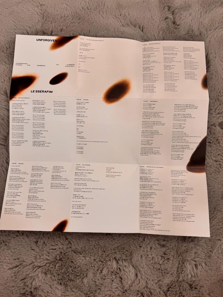Kpop Le Sserafim, album Unforgiven Yunjin ver