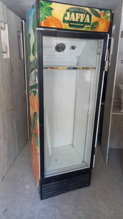 холодильні вітрини