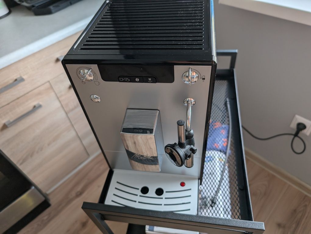 Ekspres do kawy Melitta Solo & Perfect Milk E957-213 latte