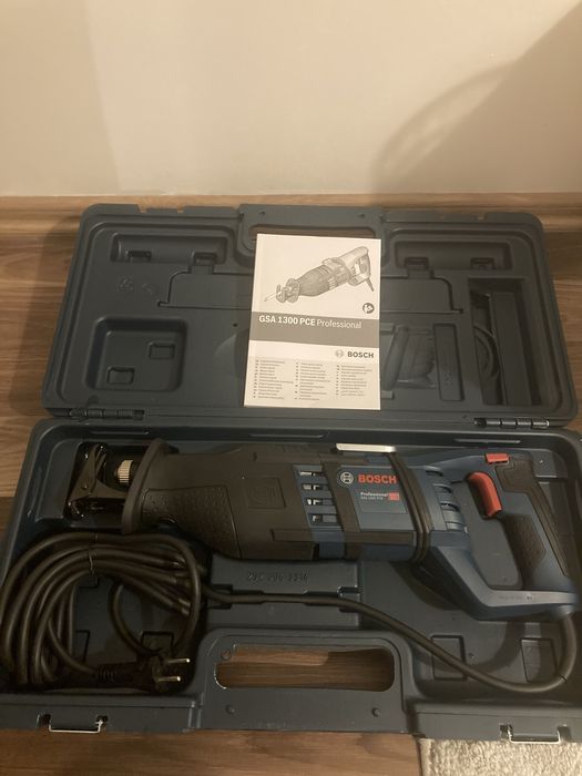 BOSCH Professional GSA 1300 PCE