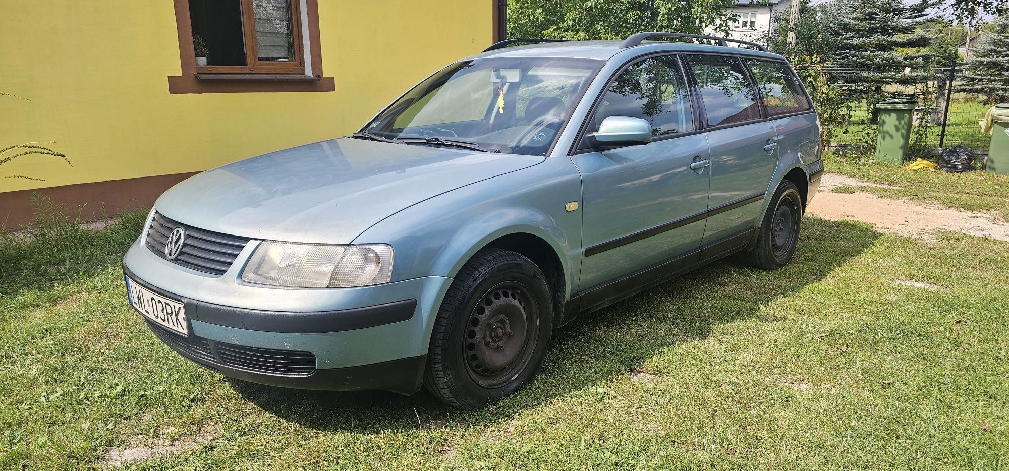 Volkswagen Passat 1.6i, 1999r. 257 tys km. Przebiegu.