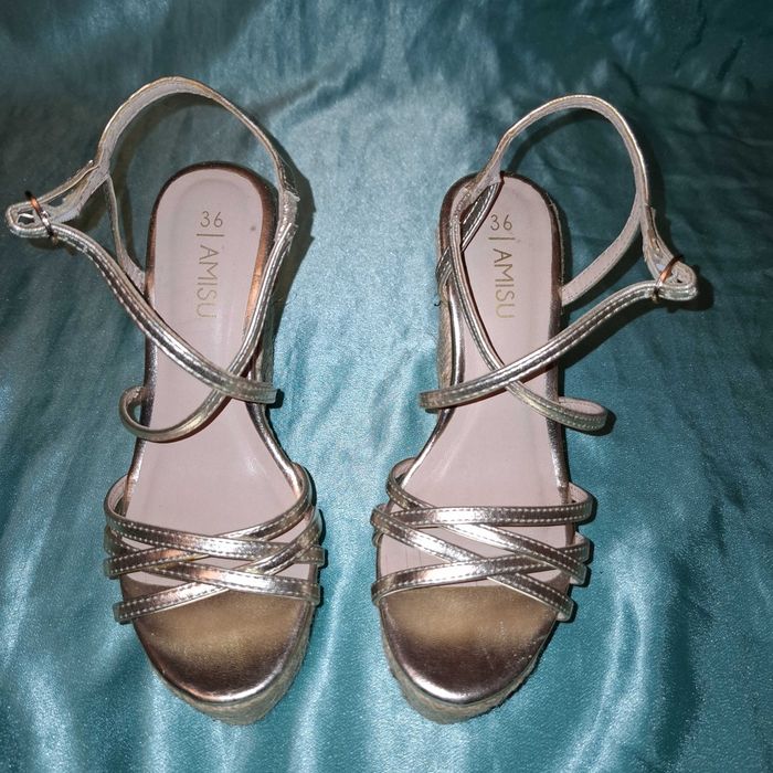 Buty damskie na koturnie, nowe, w stylu Boho roz. 36/37