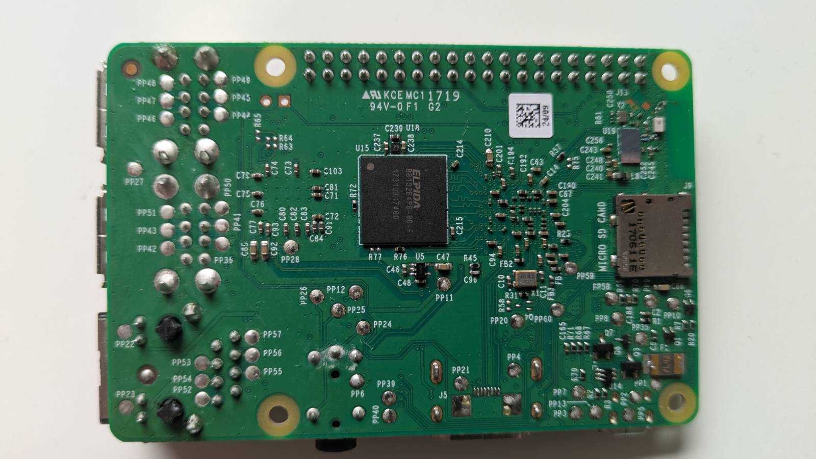 Raspberry Pi 3 model B WiFi Bluetooth 1GB RAM 1,2GHz