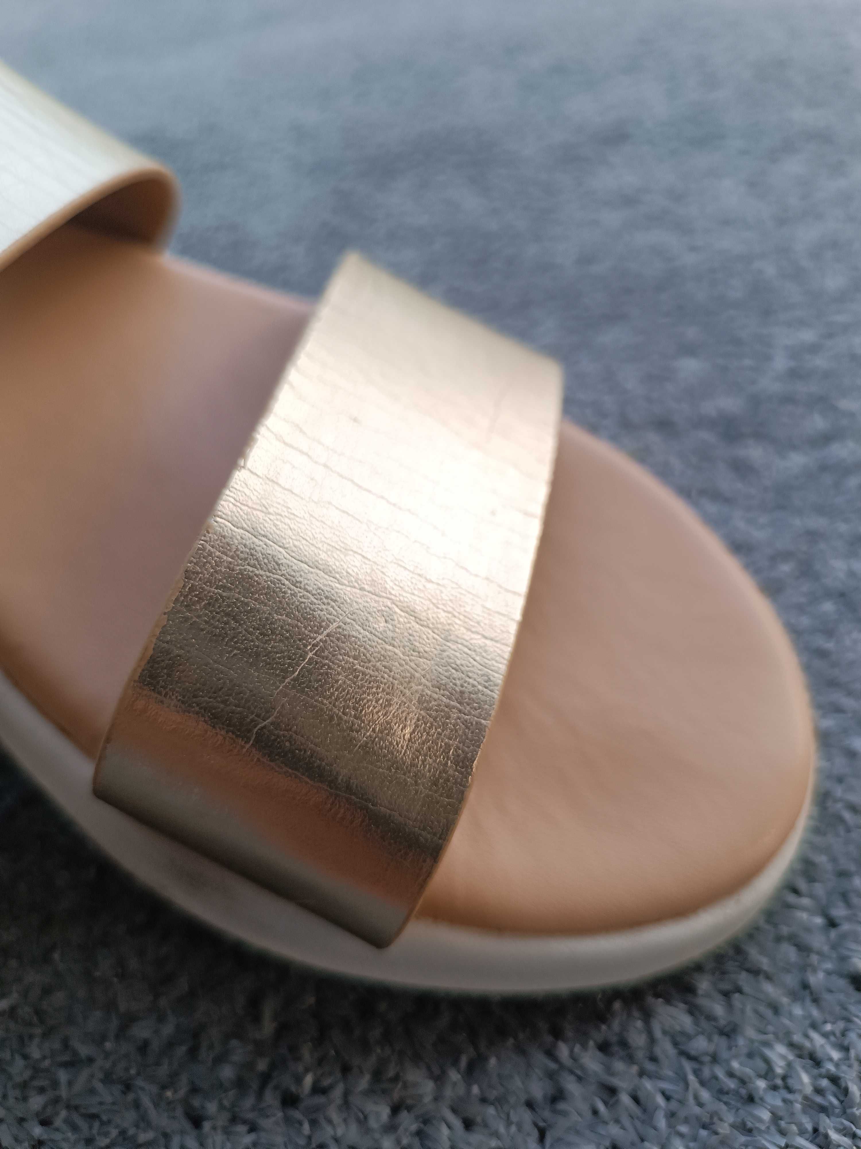 Sandały damskie złote używane Primark, rozmiar 37  (wkładka 24 cm)
