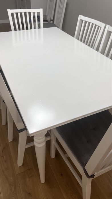 Stół jadalny + 8 krzesła IKEA