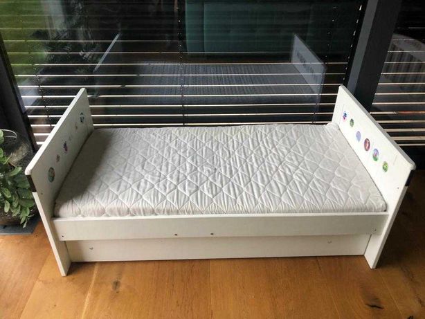 łóżeczko dziecięce 140 x 70 w komplecie wysokie boki dla noworodka