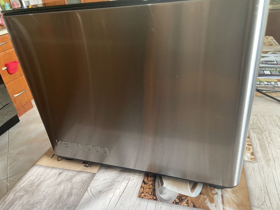 Kenwood Rapid Bake BM 450 - maszyna do pieczenia chleba