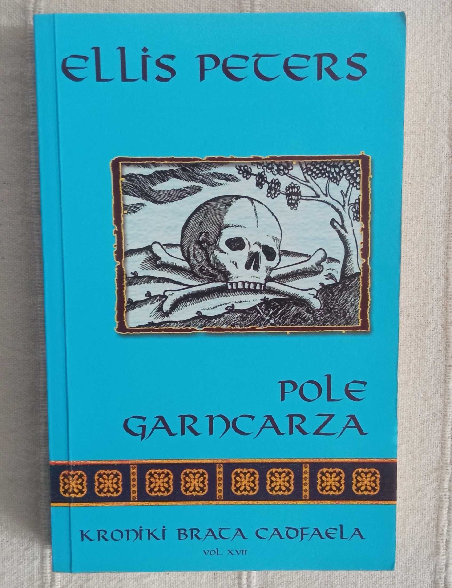 Pole garncarza - Ellis Peters