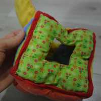 miękki materiałowy sorter zabawka dla najmłodszych kostka sensoryczna