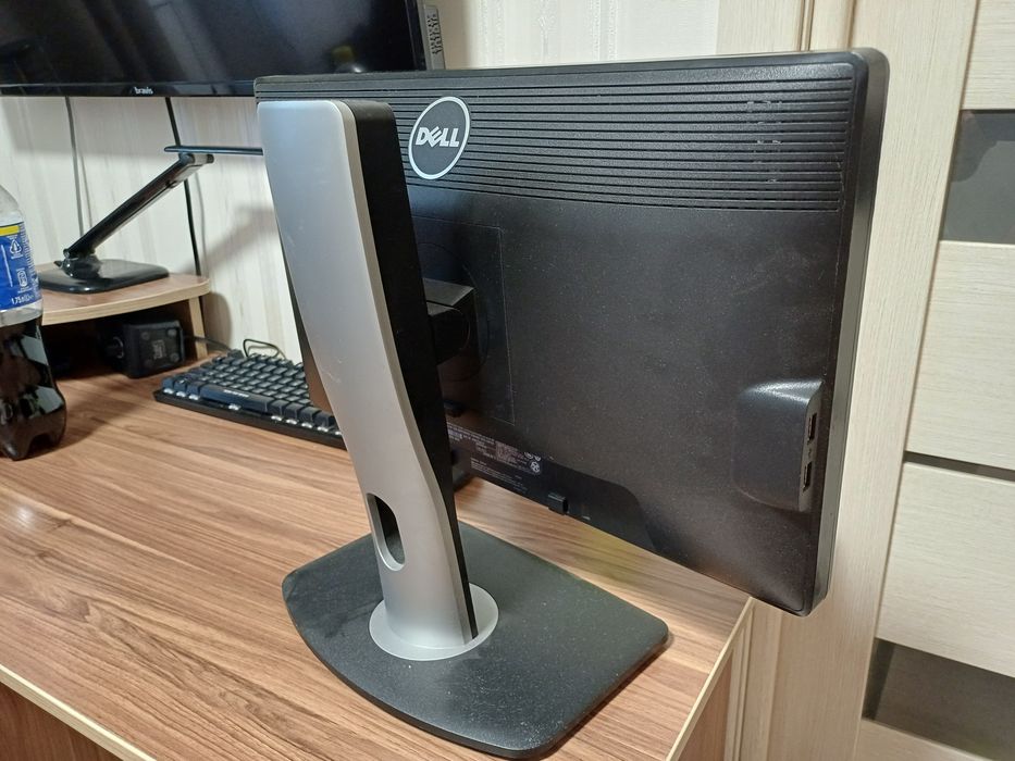 Монитор Dell  відмінний стан