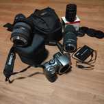 Aparat Canon trzy obiektywy Canon, Sigma, ładowarka adapter itp