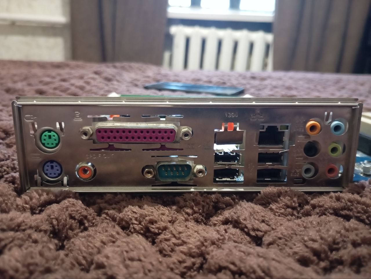 Материнская плата Gigabyte GA-M52L-S3