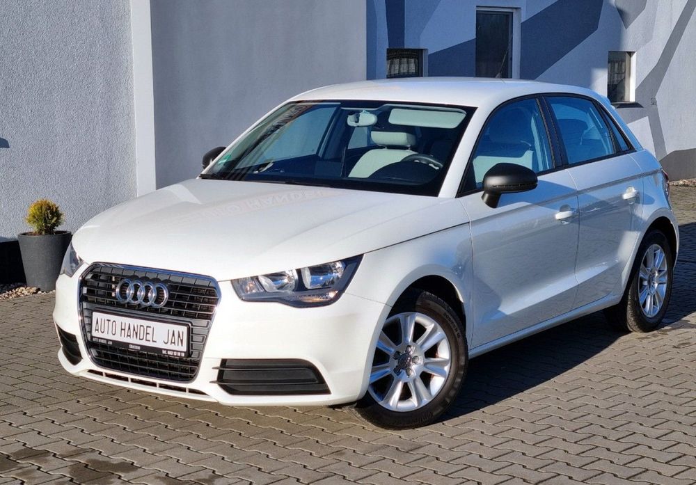 Audi A1 Sportback 1,2 TFSI 90KM 5-drzwi Serwis
