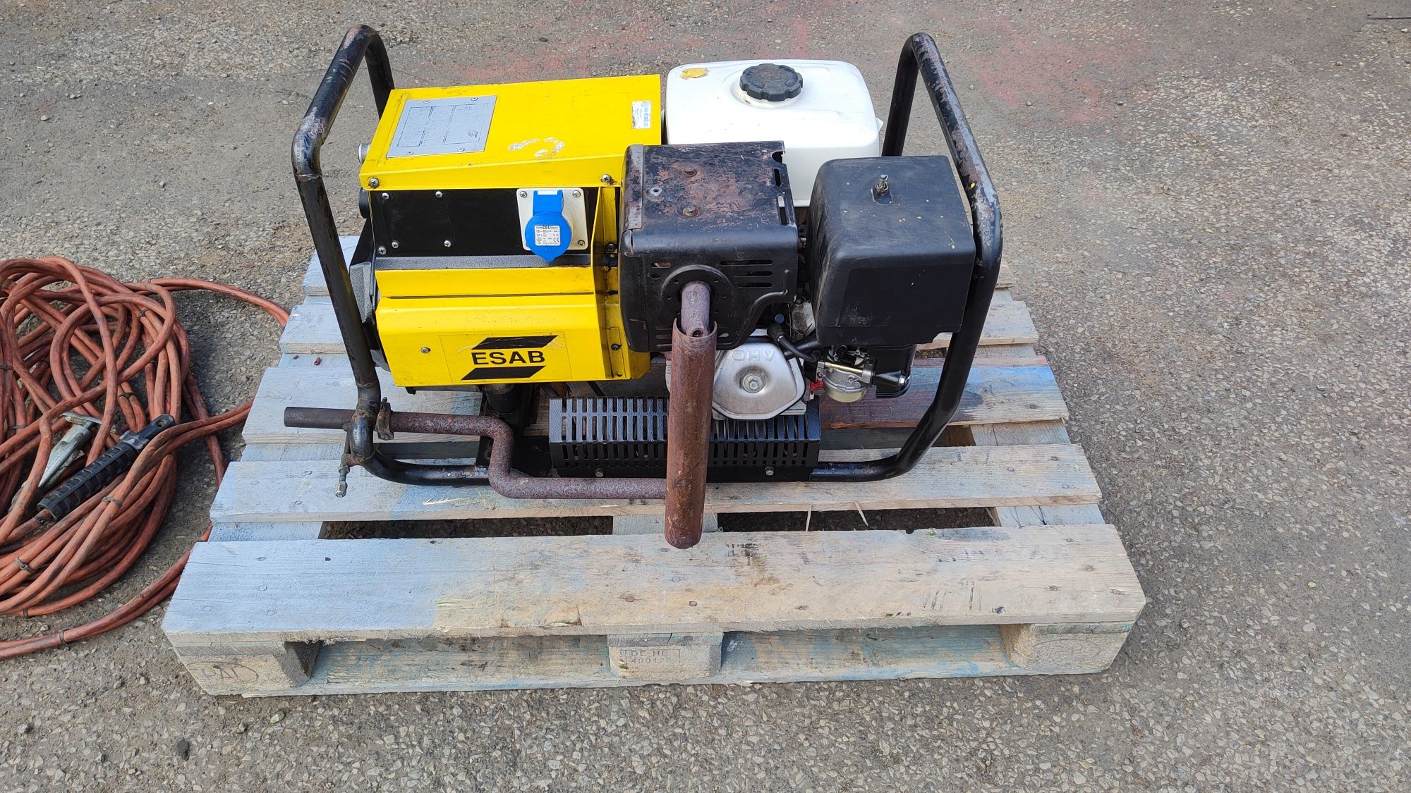 Esab KH170 HS 190 A spawarka elektrodowa spalinowa mobilna