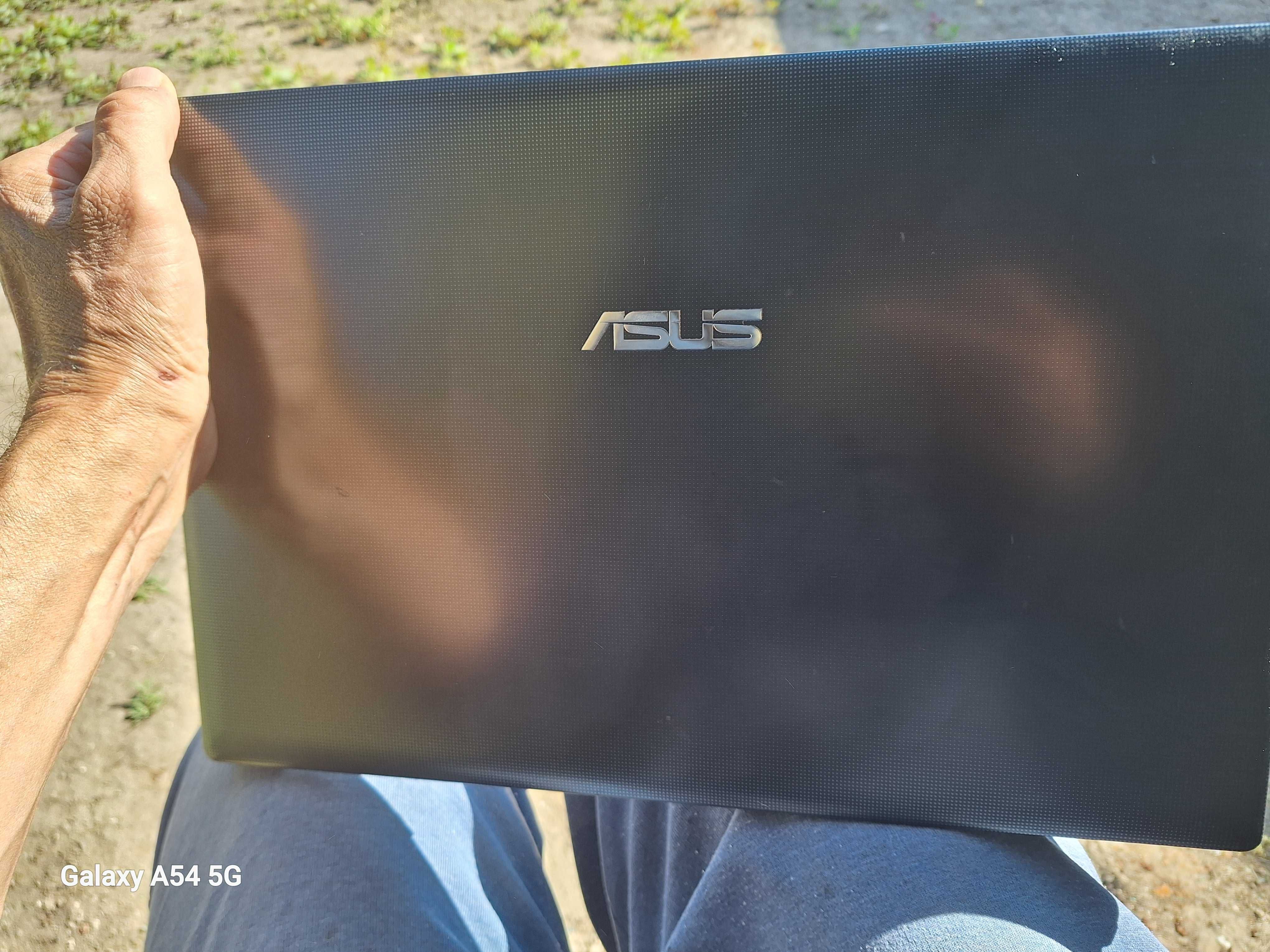 Ноутбук Asus X501U
