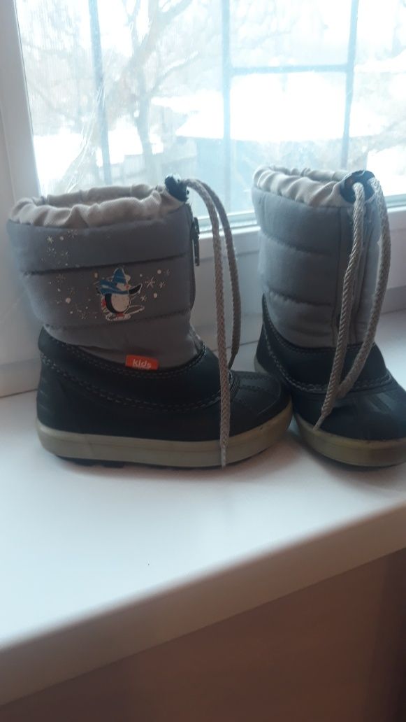 Зимові дитячі чоботи-дутики
