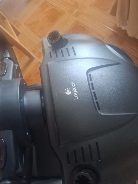 Logitech driving force