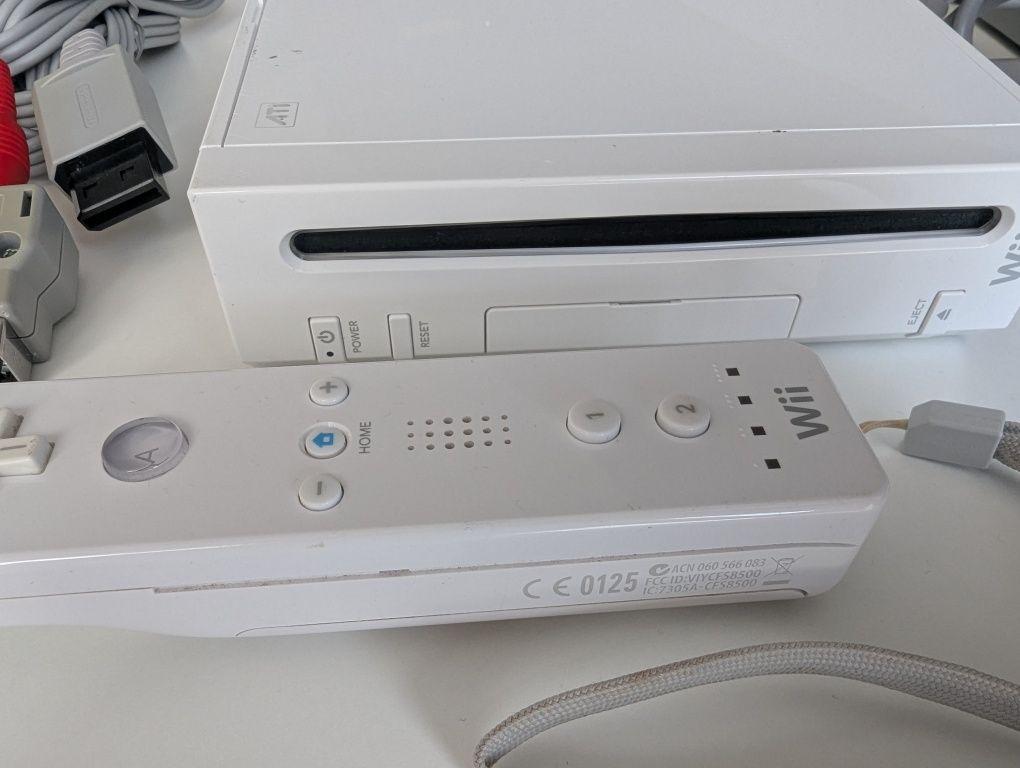 Konsola Nintendo Wii + Akcesoria