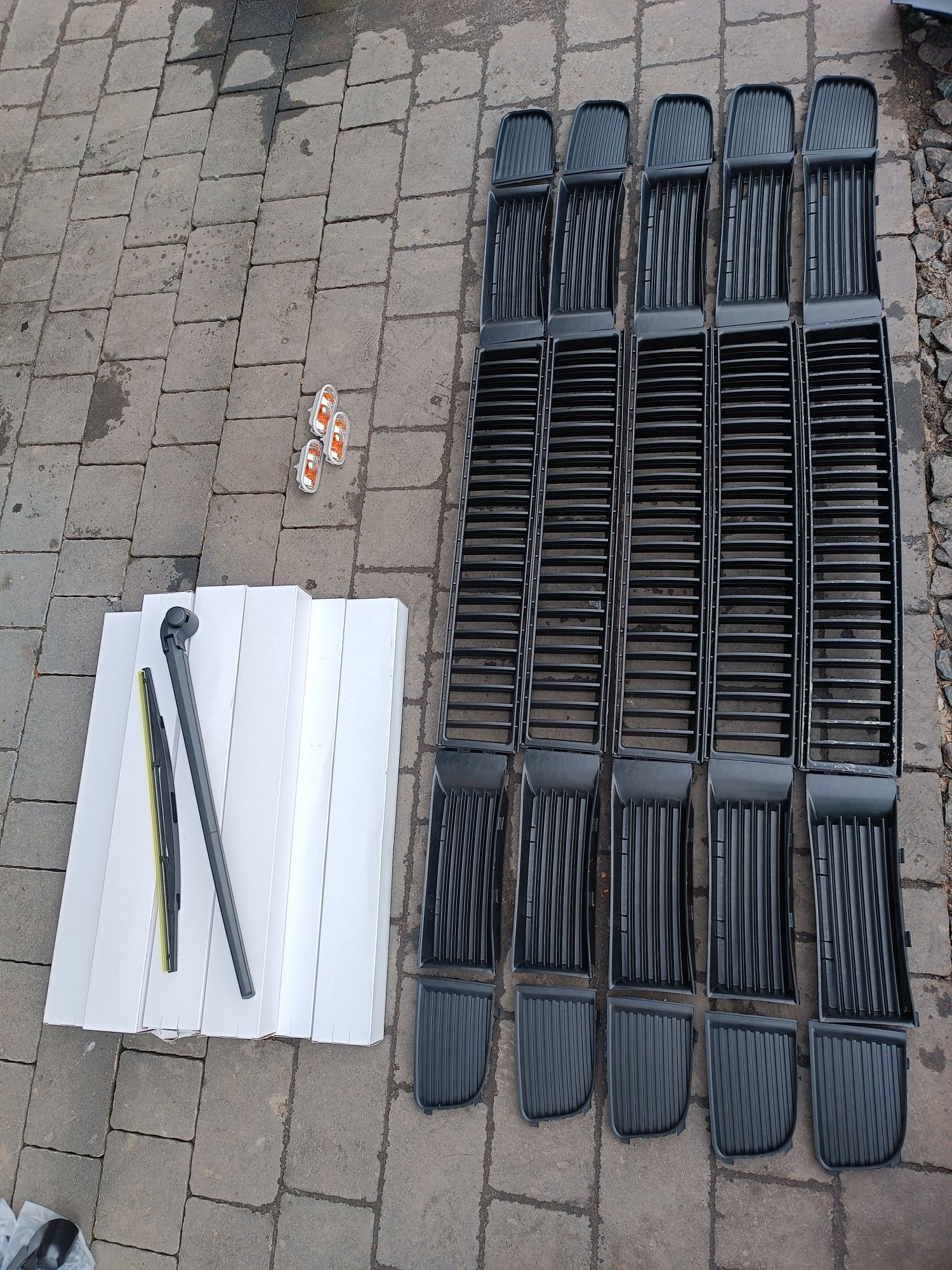 Решітки нові гольф 5 хетчбек абіо 1 до fabia 2