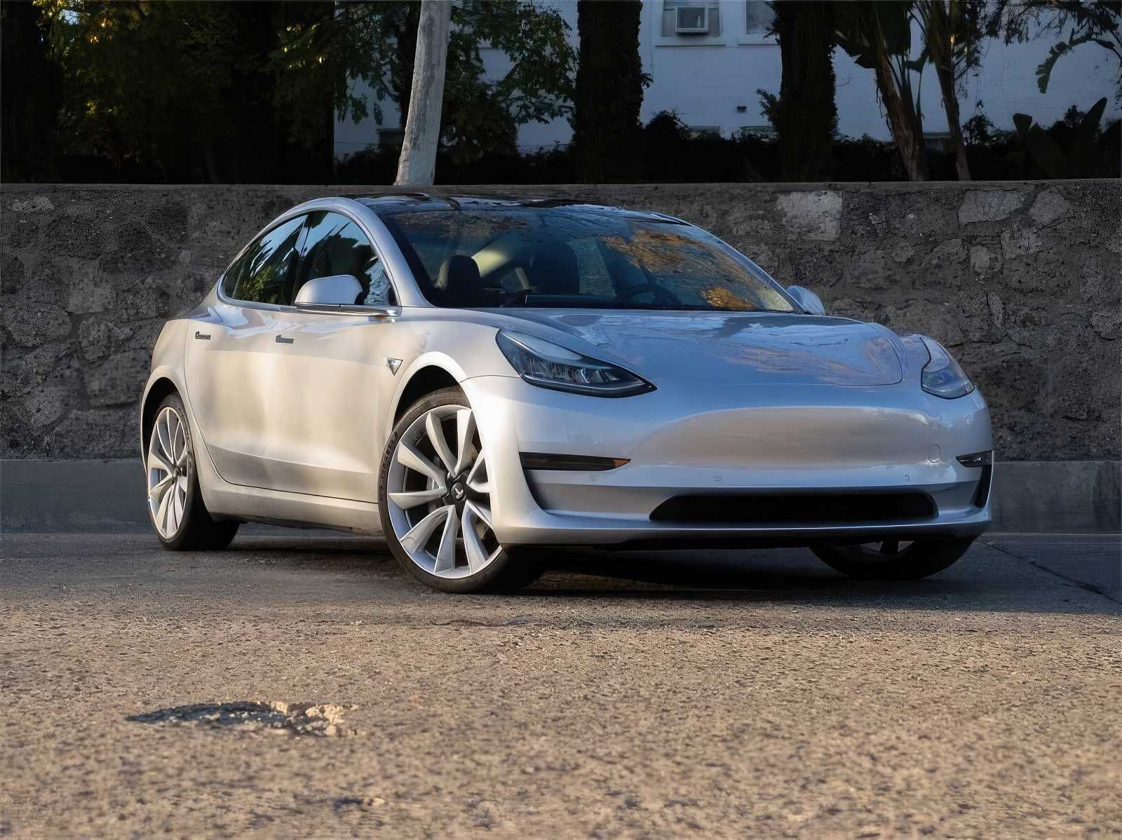 2018 Tesla Model 3 Long Range