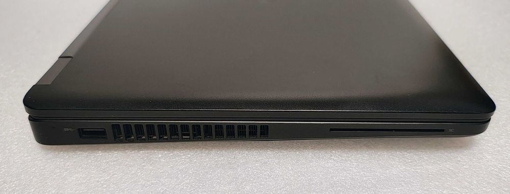 Dell Latitude Intel Core i5 Ram 8 GB SSD 256 GB Windows 10 Open Office