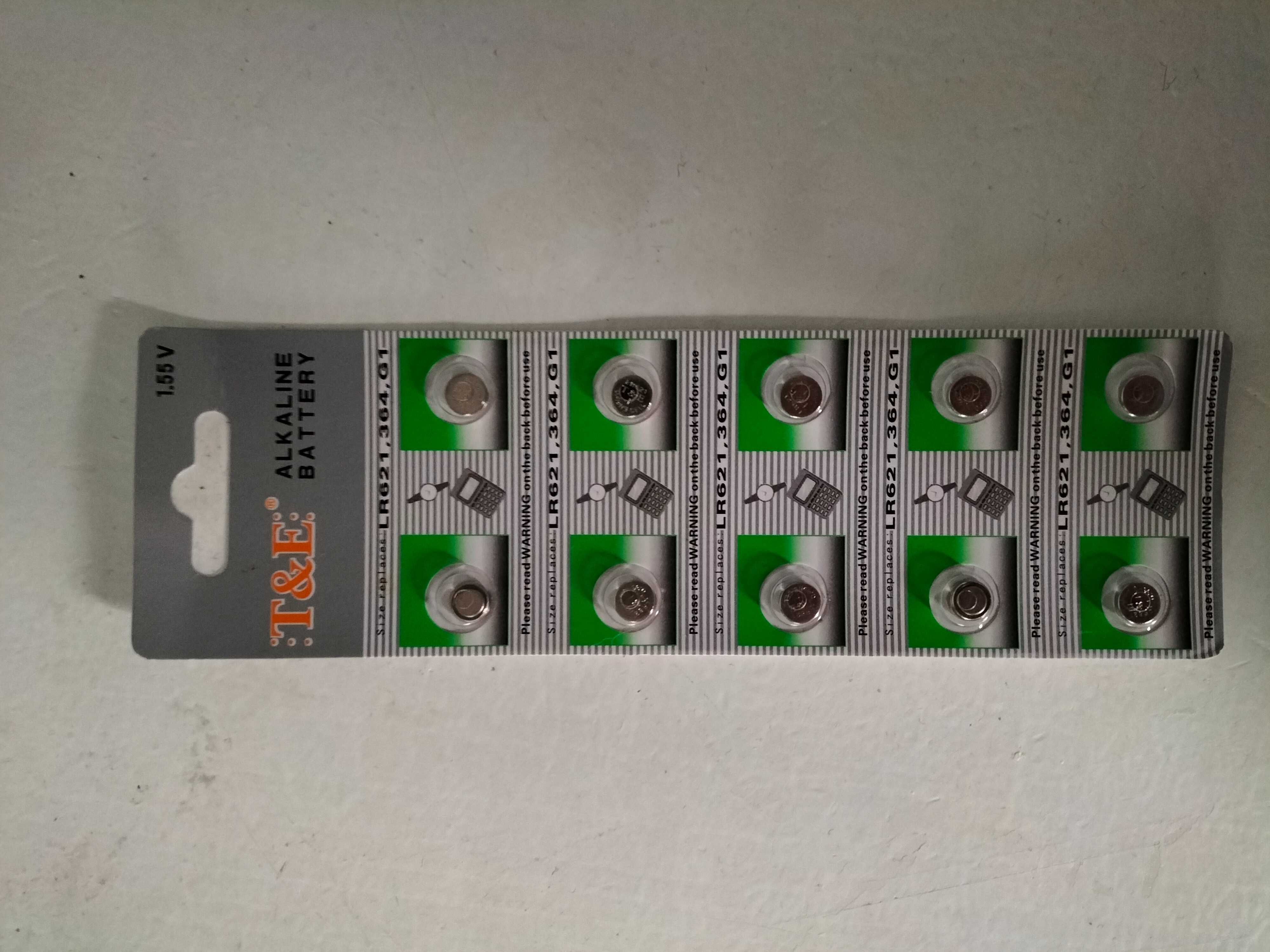 Pilhas de relógio, calculadora etc