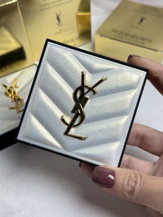 Хайлайтер рум'яна Yves Saint Laurent 69