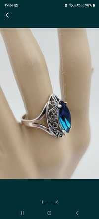 Srebrny pierścionek pr 925 z kryształ niebieski nowość