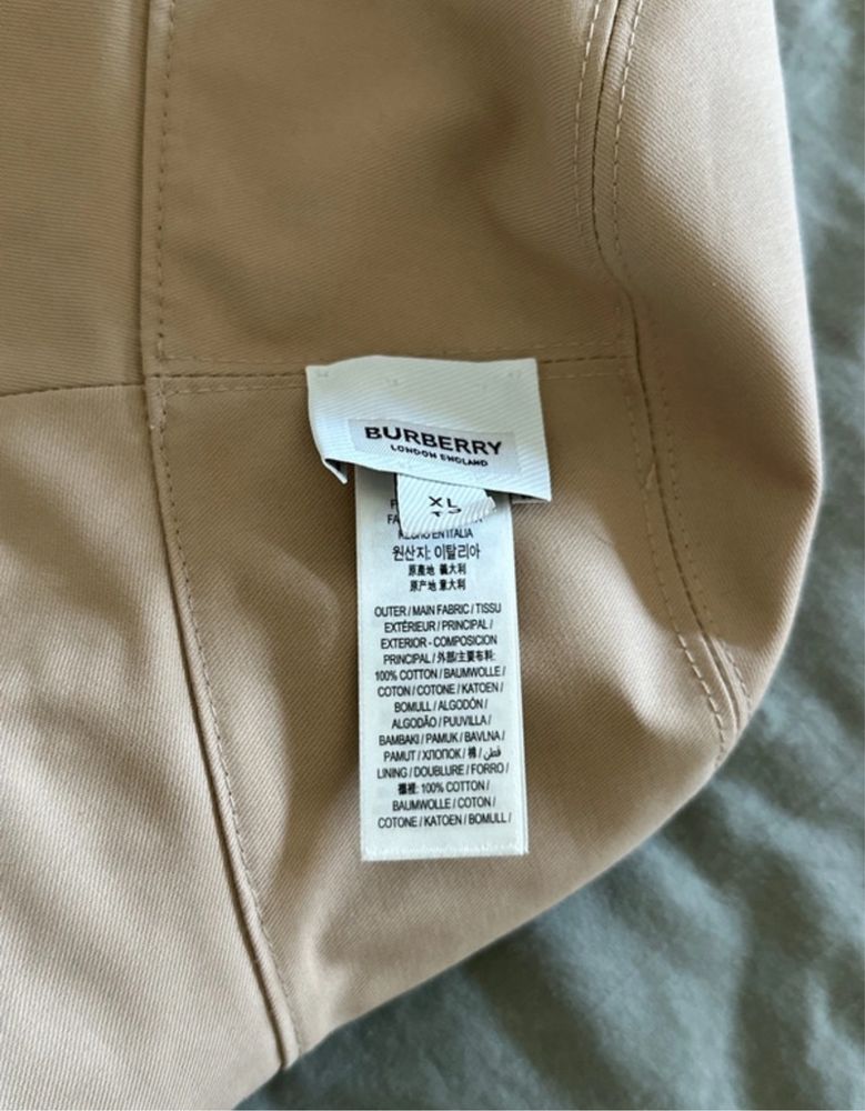 Chapéu Burberry reversivel