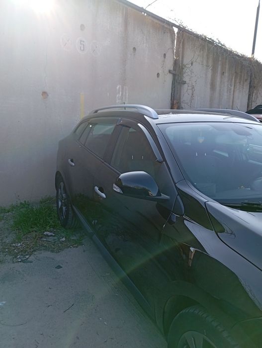 Продам Меган рено