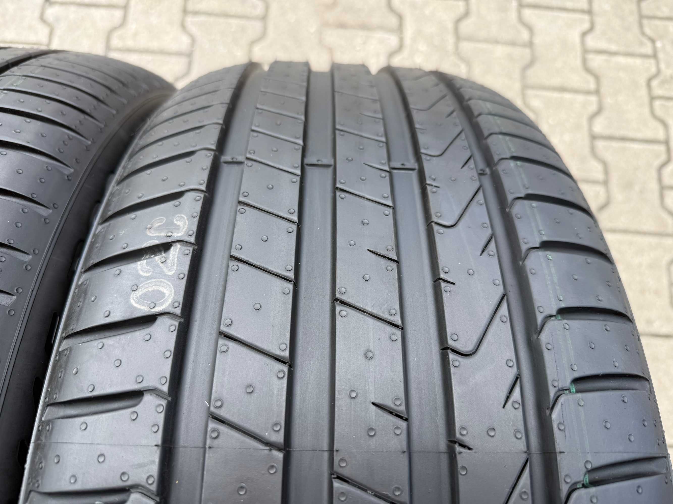 2x opony NOWE 235/50r20 2SZT. /  255/45r20 2SZT.Pirelli Scorpion ELECT