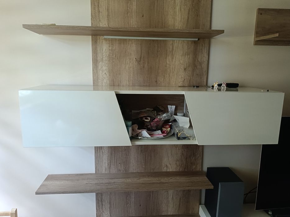 Meblościanka RTV szafka pod telewizor półka wisząca płyta biały połysk