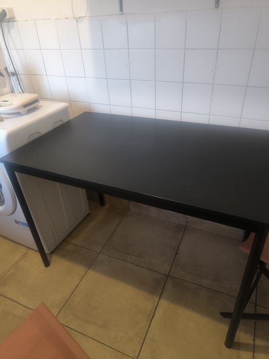 Mesa preta Ikea SANDSBERG