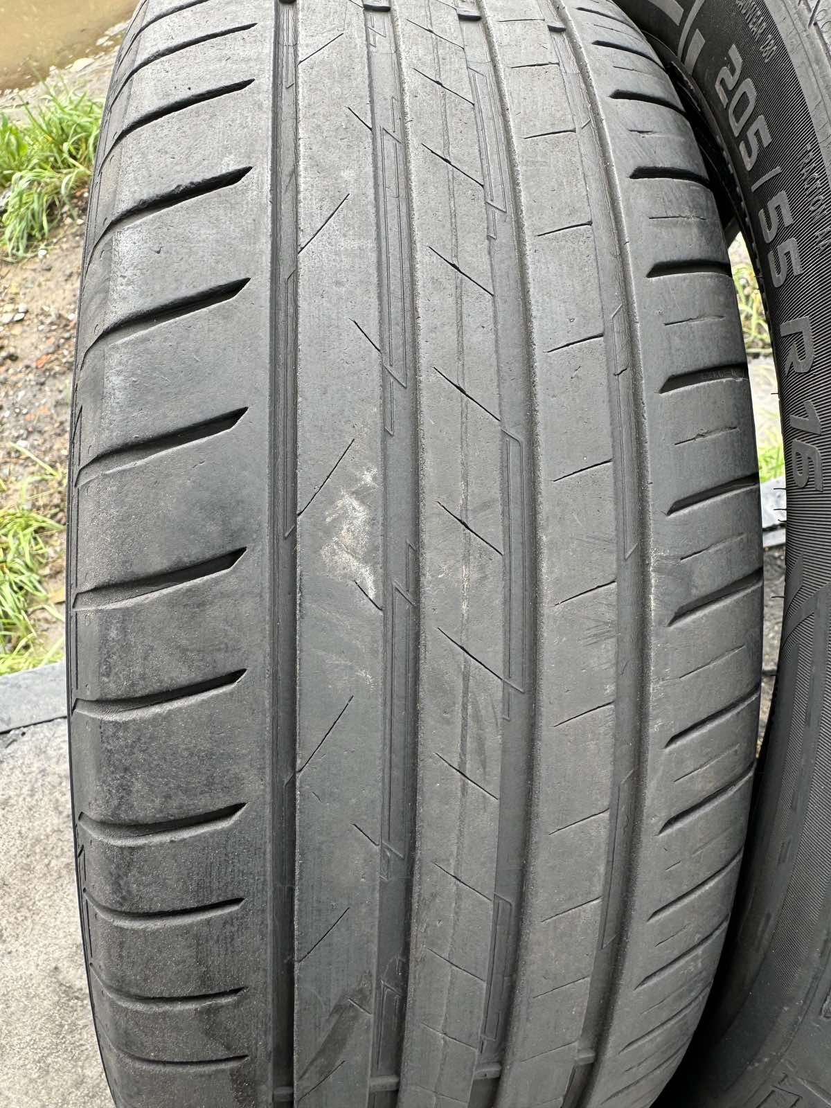 Літні шини Vredestein 205/55 R16 резина Р16